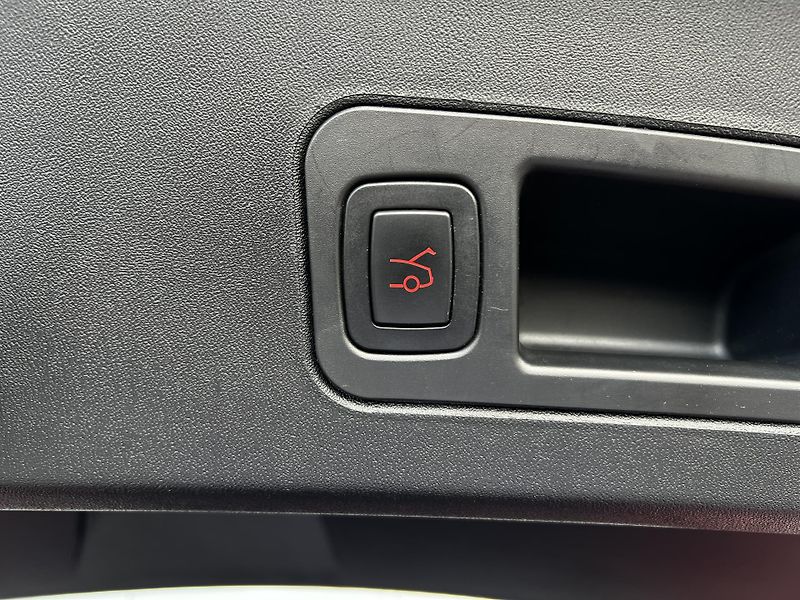 Tesla Model S 75D 386kW MCU2 SOH 91%  - fotka 25 z 27