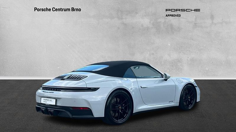 Porsche 911 (2026) Carrera 4 GTS Cabriolet - fotka 5 z 30