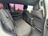Nissan Pathfinder (2008) 2.5DCI 125kw AT 4x4 - náhled 16