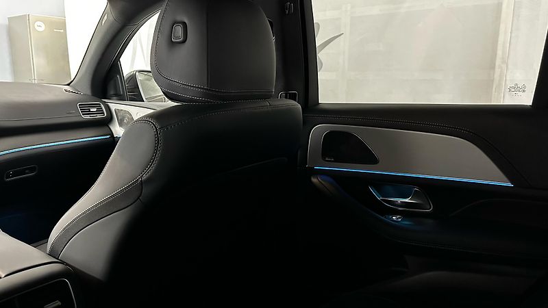 Mercedes-Benz GLE 53 AMG 4 MATIC / TOP STAV - fotka 29 z 65