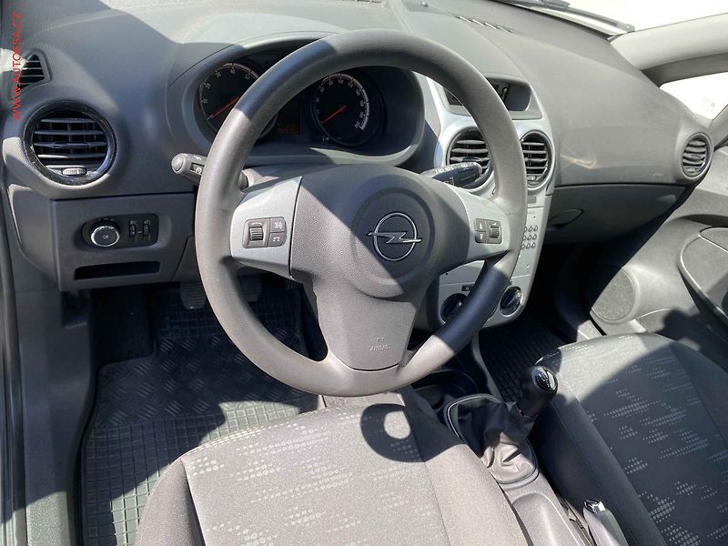 Opel Corsa (2014) 1.4i 16v, ČR, AC, el. výbava - fotka 12 z 17