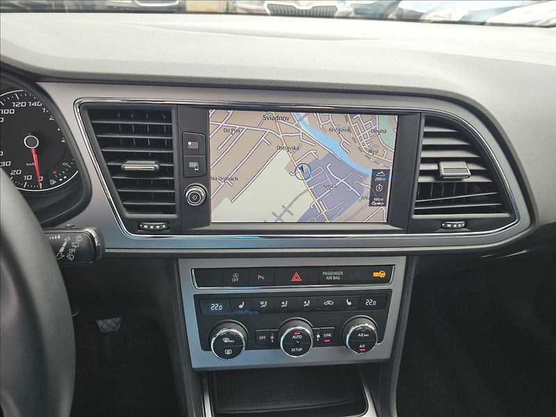 Seat Leon 1,4TSI 110KW XCELLENCE KŮŽE - fotka 18 z 47