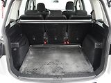 Volkswagen Touran (2017) 1.6TDI, AC - náhled 7