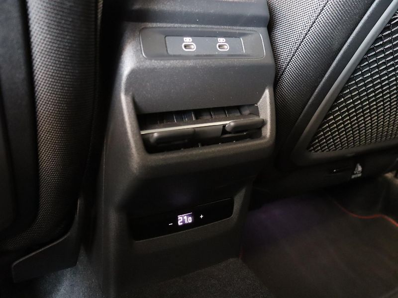 Audi Q3 TFSI Stronic - fotka 24 z 30