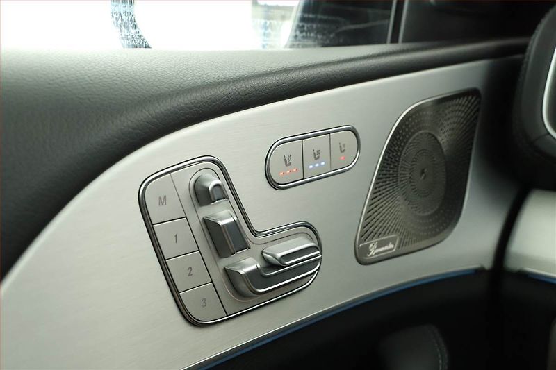 Mercedes-Benz GLE (2023) 450 d 4MATIC - fotka 13 z 21