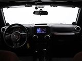 Jeep Wrangler 2,8 CRD 147 kW Unlimited Sport - náhled 25