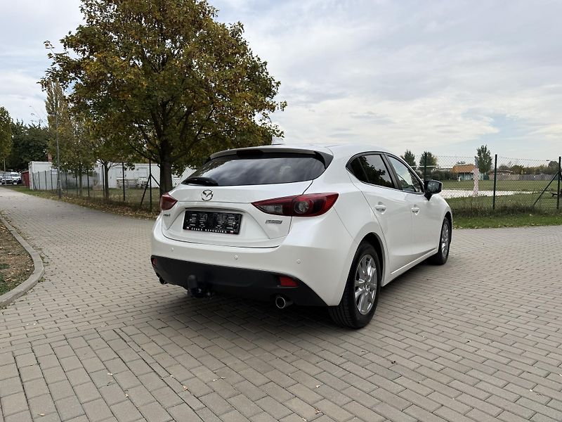 Mazda 3 2.0 Center-Line - fotka 10 z 34