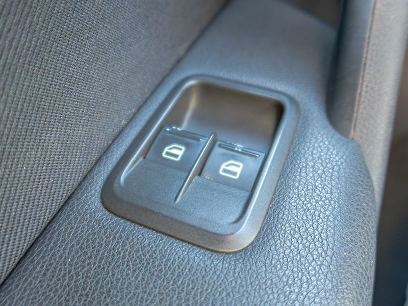 Škoda Yeti (2010) 1.2TSI 77KW – 8x SRS - fotka 23 z 37