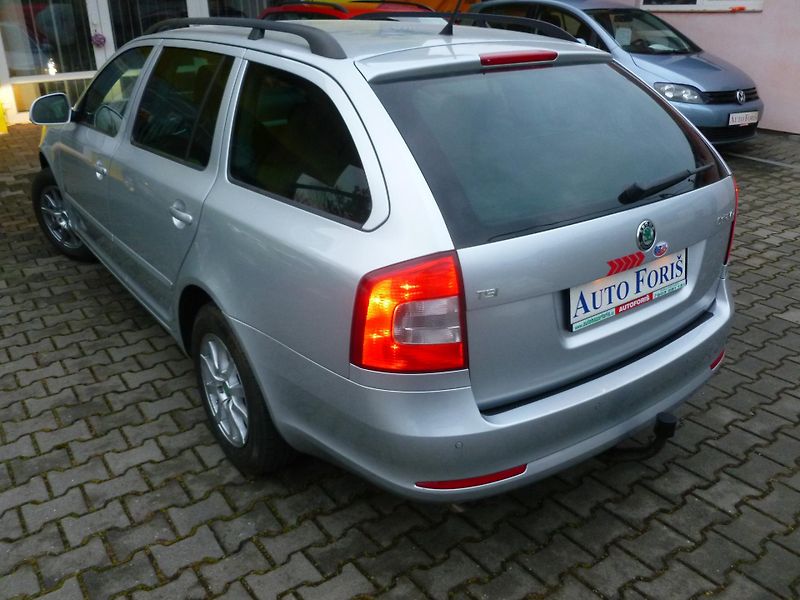Škoda Octavia 1.4TSI TAŽNÉ,DIGI KLIMA - fotka 9 z 22