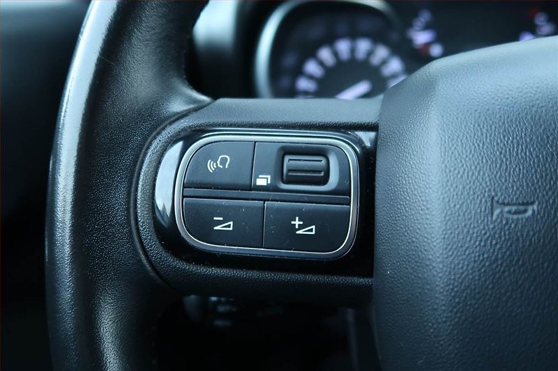 Citroën C3 Aircross (2020) 1.2 PureTech, Navi, Tempomat - fotka 19 z 24
