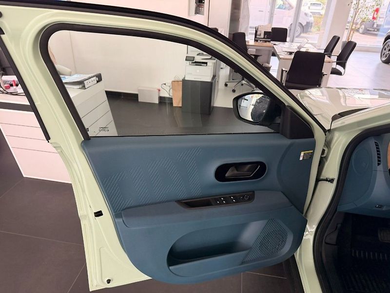 Fiat Grande Panda Electric La Prima 44 kWh - fotka 8 z 19