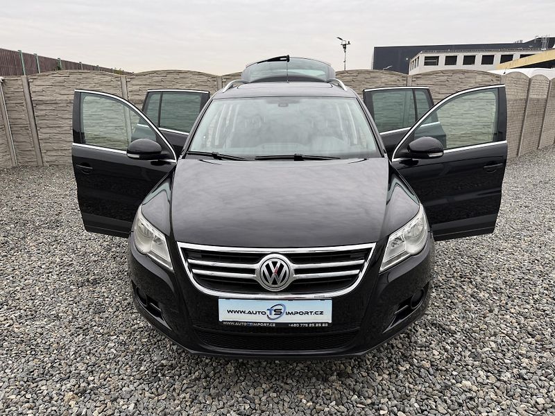 Volkswagen Tiguan 140PS 4x4 DSG PANORAMA - fotka 136 z 158