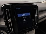 Volvo XC40 T5 AWD INSCRTIPTION REZERVACE - náhled 39