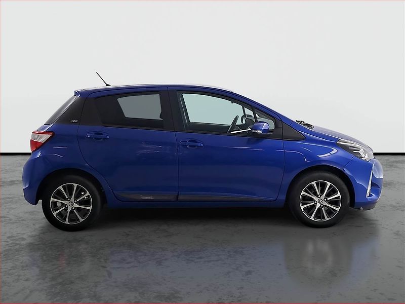 Toyota Yaris (2019) 1.5 Dual VVT-i, Serv.kniha - fotka 6 z 16