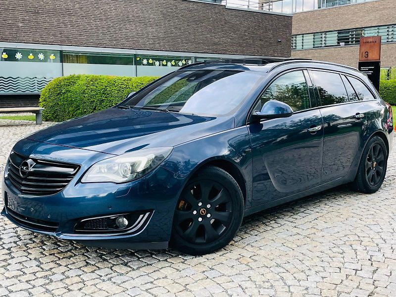 Opel Insignia 2.0CDTi 4x4 AUTOMAT SERVISKA - fotka 4 z 53
