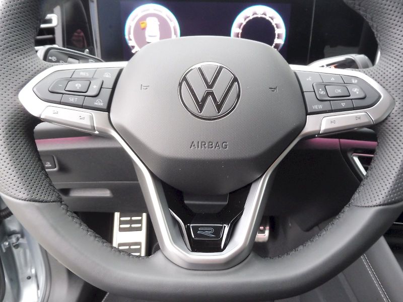 Volkswagen Tiguan (2026) R-Line 1,5 eTSI 110kW mHEV DSG - fotka 19 z 30