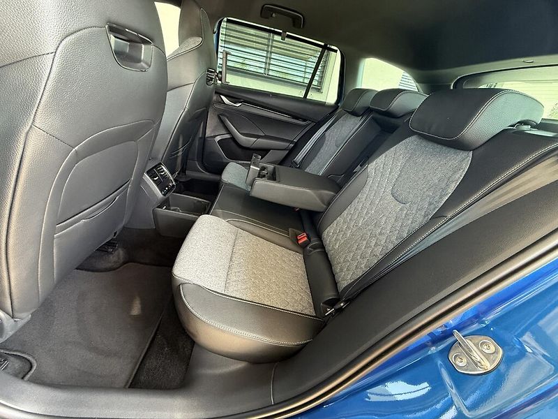 Škoda Octavia DSG 1,5TSi 110kW SportLine - fotka 22 z 25