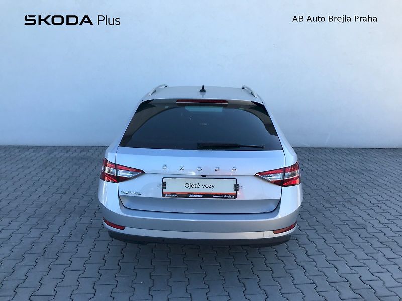 Škoda Superb (2023) COM STY TD 110/2.0 A7F - fotka 6 z 27