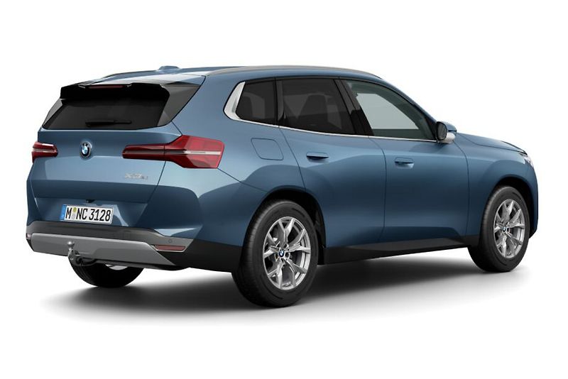 BMW X3 xDrive20 - fotka 2 z 4