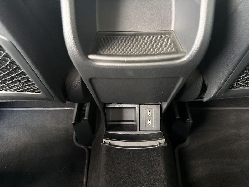 Mercedes-Benz GLA 200 d 4M Progressive Advanced - fotka 24 z 27