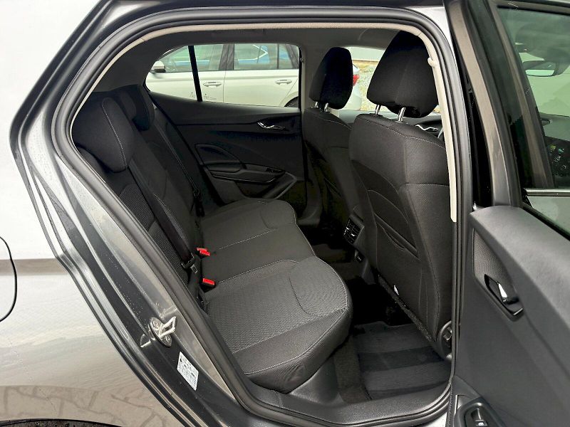 Škoda Fabia (2025) 1.0 TSI 85 kW DSG TopSelection - fotka 20 z 21
