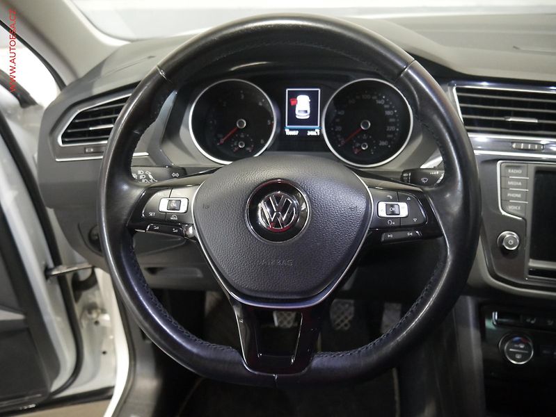 Volkswagen Tiguan (2017) 2.0TDi, ČR, Comfortline, LED - fotka 13 z 18