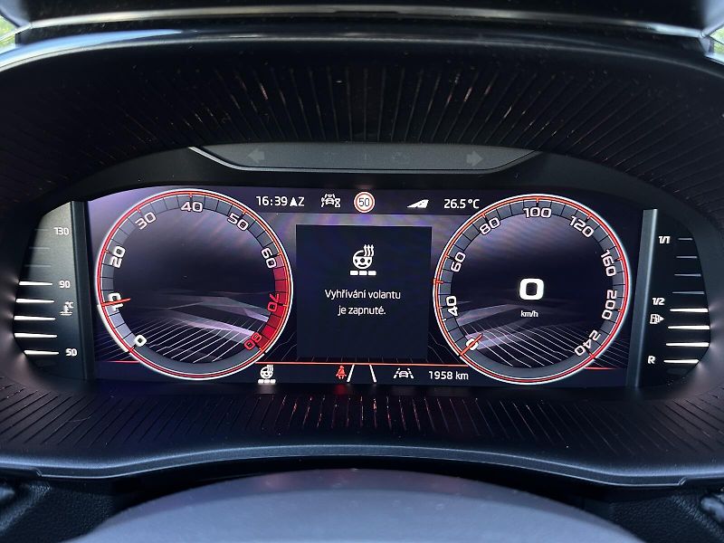 Škoda Fabia 1.0TSi Monte Carlo 116PS Bi-LE - fotka 24 z 42
