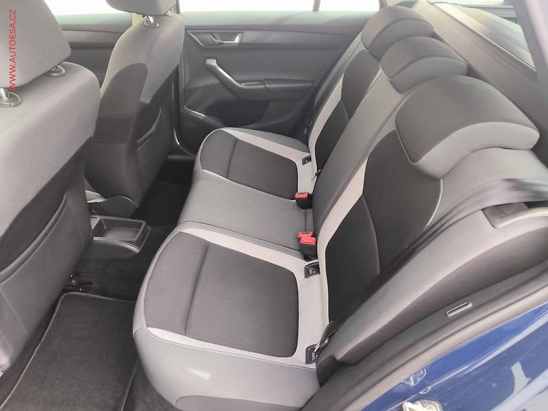 Škoda Fabia (2017) 1.4 TDi, Ambition, navi - fotka 10 z 19