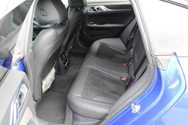 BMW Řada 3 420d, 140kW - fotka 21 z 23