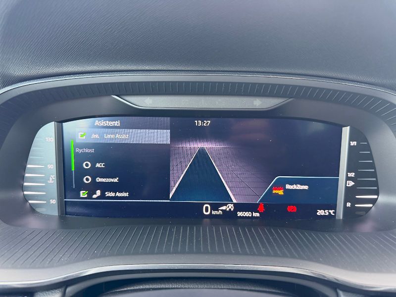 Škoda Octavia (2022) Combi 1.5 TSI 110kW Style Plus - fotka 15 z 35