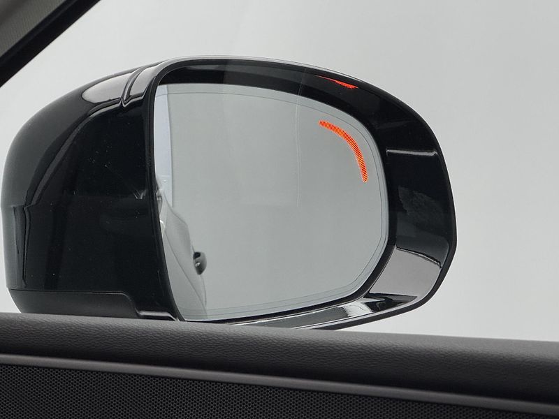 Volvo XC60 B5 AWD CORE CZ AUT 1.MAJ - fotka 19 z 42