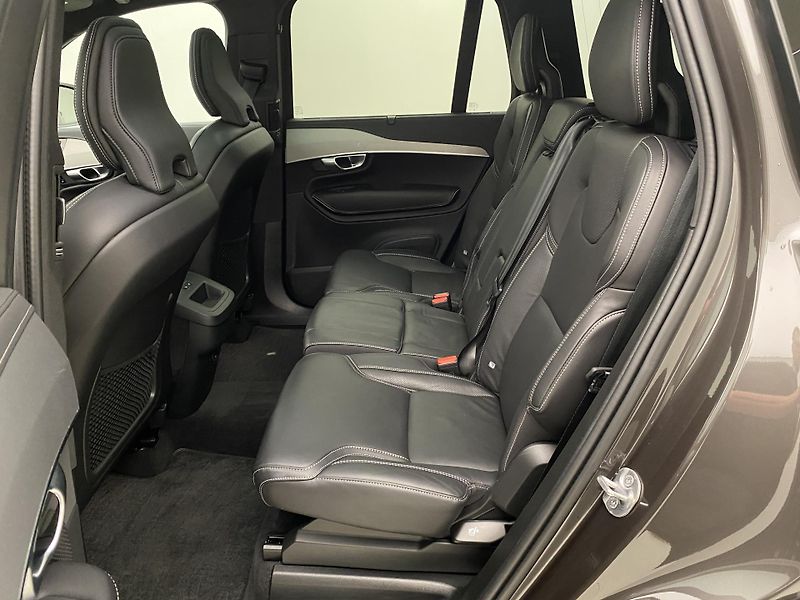 Volvo XC90 B5 AWD BRIGHT PLUS AUT 7míst - fotka 5 z 64