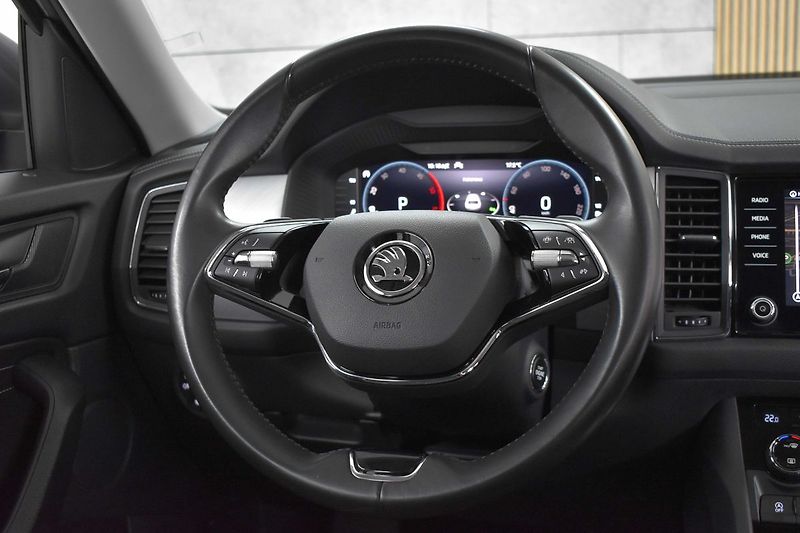 Škoda Kodiaq 2.0 TDI 110 DSG*TAŽNÉ*WEBASTO* - fotka 17 z 44