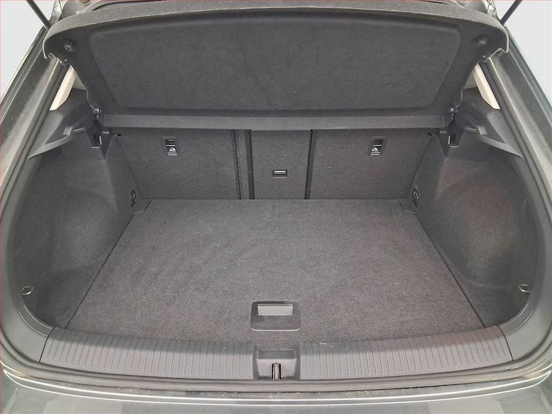 Volkswagen T-Roc (2018) 2.0 TDI 4Motion - fotka 14 z 20