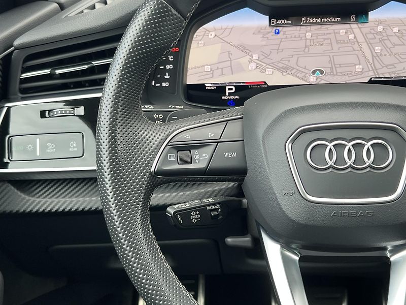Audi Q8 55 TFSi QUATTRO S-LINE, TAŽNÉ - fotka 11 z 29