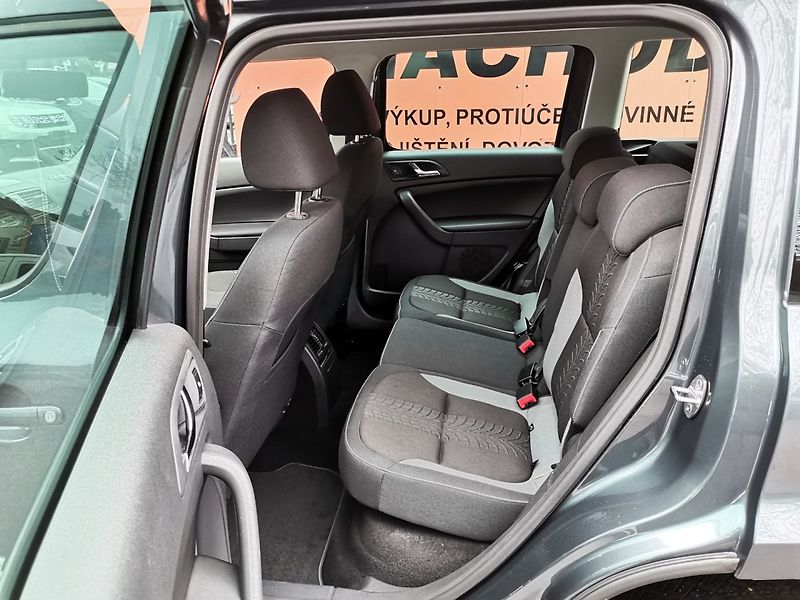 Škoda Yeti (2014) 1.2TSi 77kw OutDoor XEN TZ - fotka 17 z 25