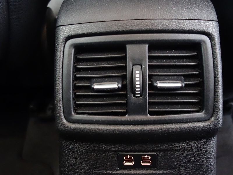 BMW X1 (2019) 116d 85kW sDRIVE -DPH - fotka 29 z 35
