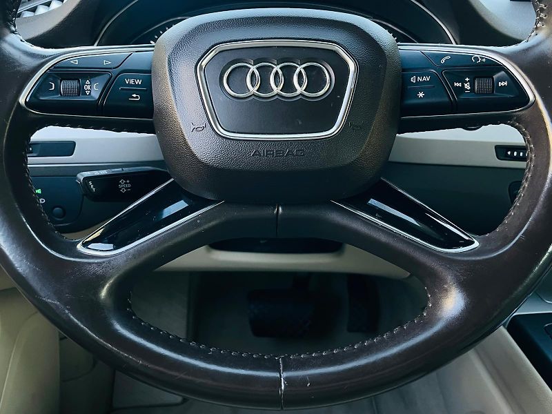 Audi Q7 3.0TDI AUT VÝHŘEV QUATTRO - fotka 29 z 54