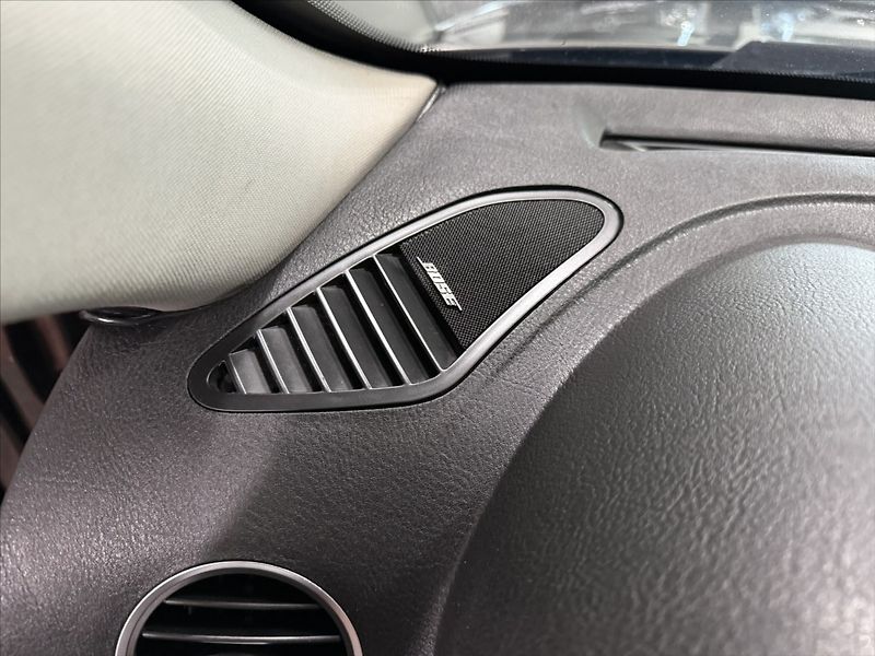 Alfa Romeo 159 2,4   JTDm V5 147 kW BOSE TOP - fotka 19 z 40