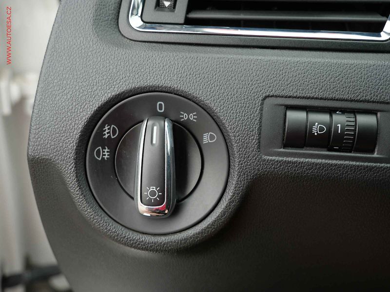 Seat Toledo (2014) 1.2 TSi, 1.maj,ČR, Klima - fotka 13 z 16