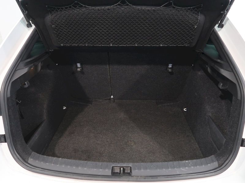 Škoda Scala (2021) MONTE CARLO 1.0TSI 70KW - fotka 34 z 34