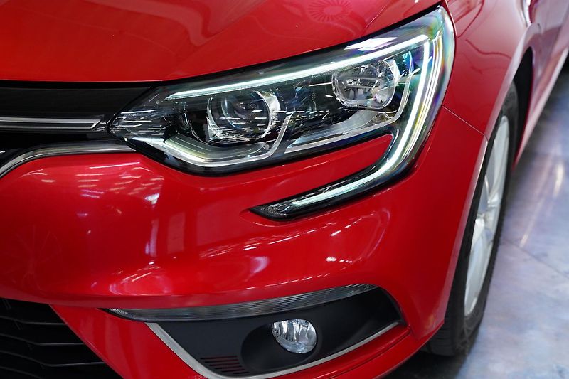 Renault Mégane - fotka 9 z 25