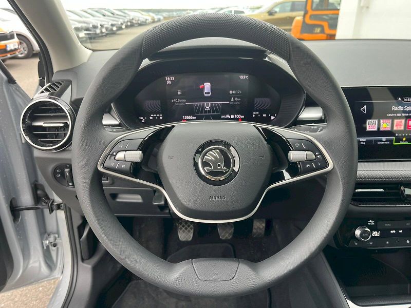 Škoda Fabia (2024) SELEC TS 70/1.0 M5F - fotka 17 z 27