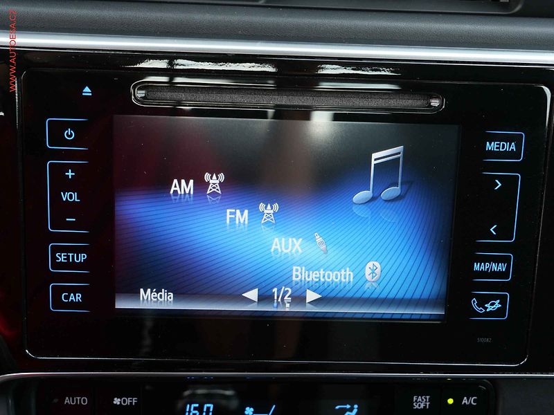 Toyota Auris (2019) 1.6i, ČR, AC, tempo - fotka 17 z 20