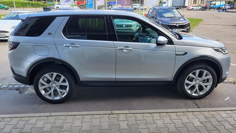 Land Rover Discovery Sport (2022) 2,0 SE D165 AWD Aut. - fotka 6 z 25