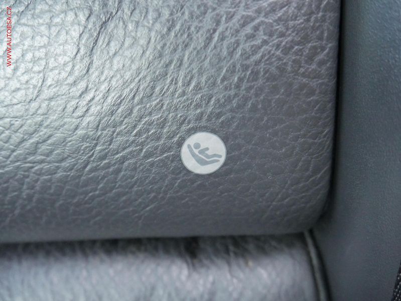 Volvo XC60 (2009) 2.4 D5 4x4, ČR, AT - fotka 17 z 20