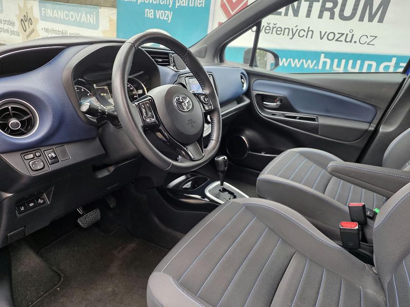 Toyota Yaris 1.5-AUTOMAT-SELECTION EDICE - fotka 4 z 22