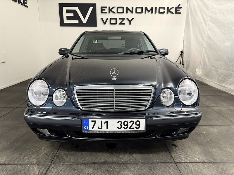 Mercedes-Benz Třídy E (2001) 280I V6 ,150kw, velmi krásný!! - fotka 11 z 35