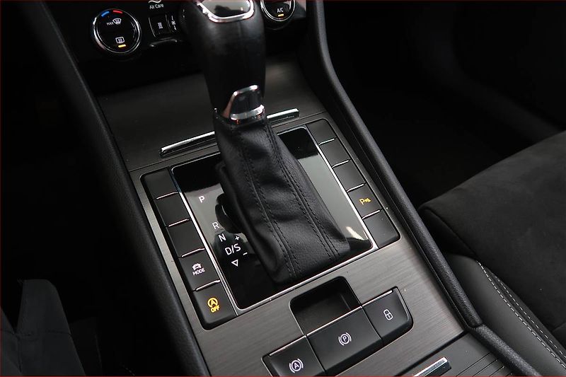 Škoda Superb (2020) Style 2.0 TDI - fotka 13 z 19