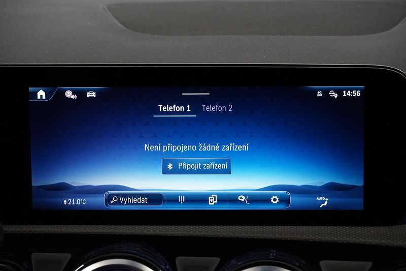 Mercedes-Benz CLA 180,NZ.TOPENÍ,VYHŘÍVANÝ VOLANT - fotka 25 z 30